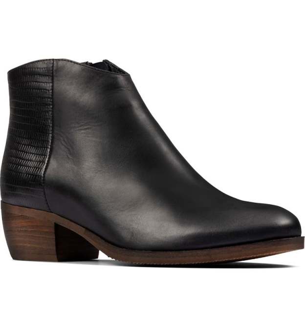 STYLECASTER | Best Shoes Flat Feet