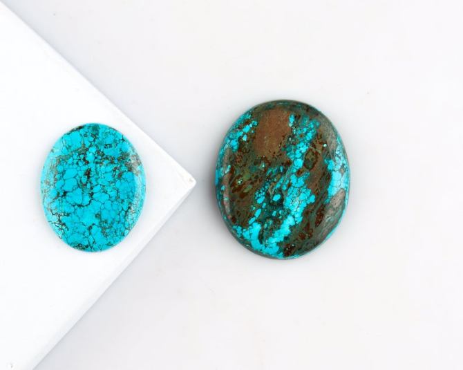 Stylecaster | Standalone Crystals You Need