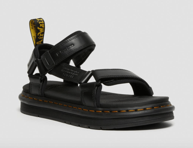 STYLECASTER | Dad Sandal Trend