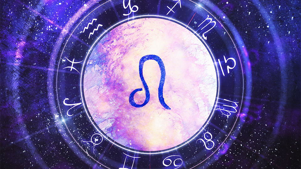 STYLECASTER | Full Moon in Libra