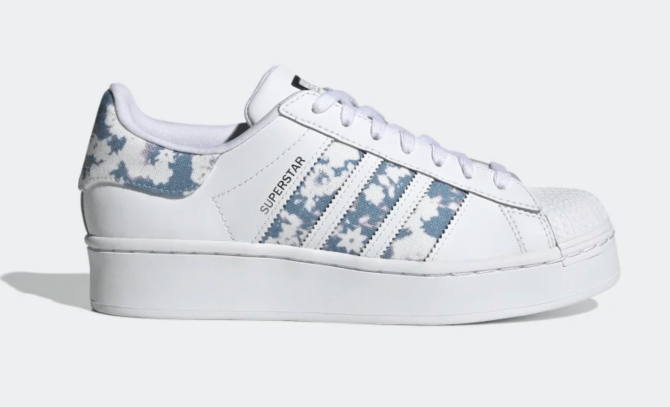 STYLECASTER | Bella Hadid Sneakers