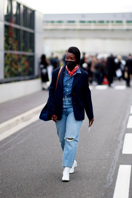 STYLECASTER | How To Style Straight Leg Jeans