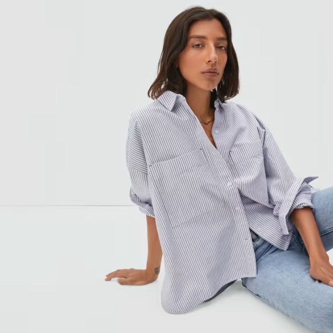 Everlane The Boxy Oxford