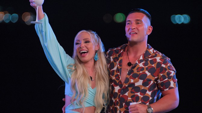 Joey, Kariselle "Perfect Match"