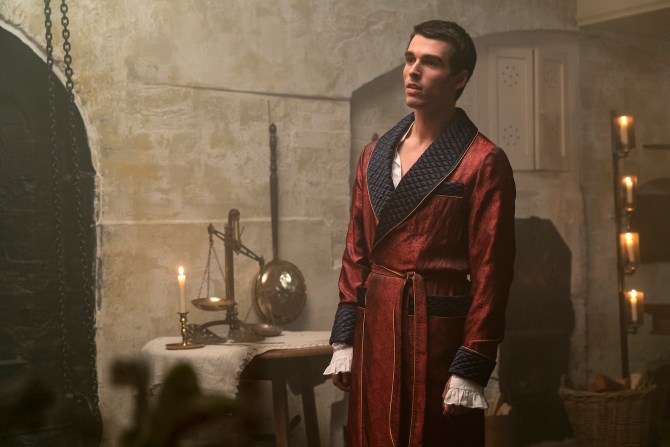 Corey Mylchreest as Young King George