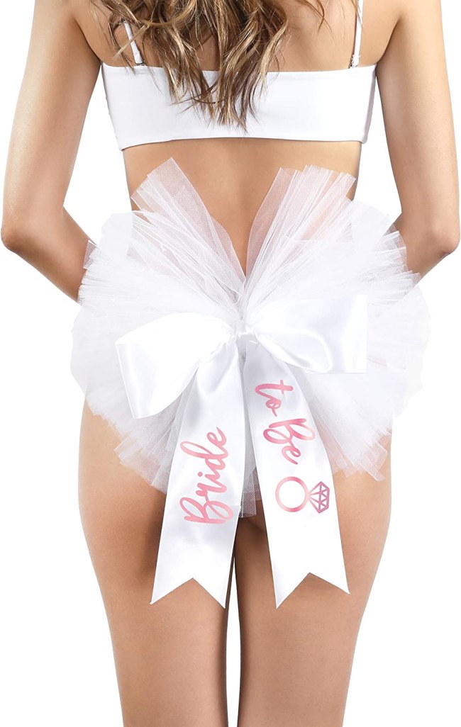 Effortless Events Bride to Be Bikini Veil