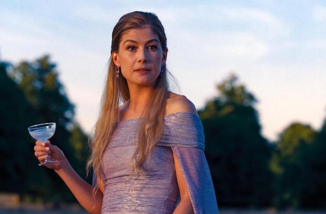 Lady Elspeth Catton, Saltburn