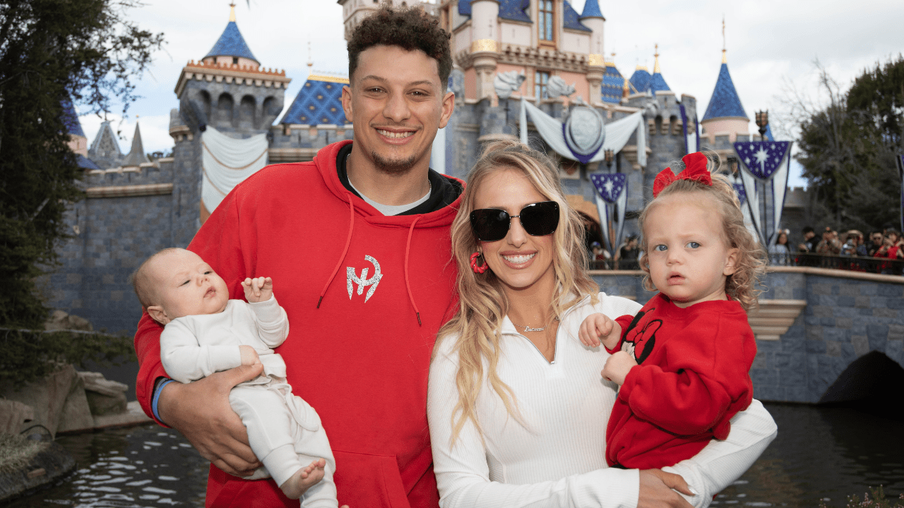 How many kids do Patrick Mahomes and his wife Brittany Matthews have?