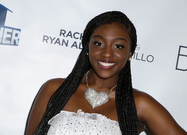 Tv personality DaVonne Rogers attends CBS's "Big Brother Season 17" cast party at Bar10 on September 24, 2015 in West Hollywood, California.