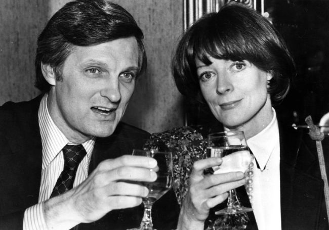 English actors Maggie Smith and Robert Stephens (1931 - 1995) with their son Chris Larkin, UK, 3rd March 1970.