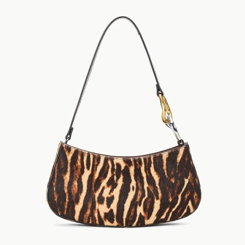 Bag Trends 2024—Soft Suede and Leopard Print for Fall