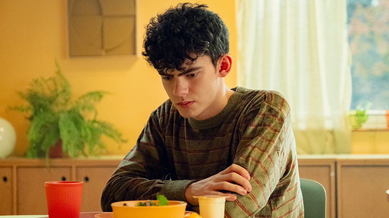 Joe Locke as Charlie in Heartstopper