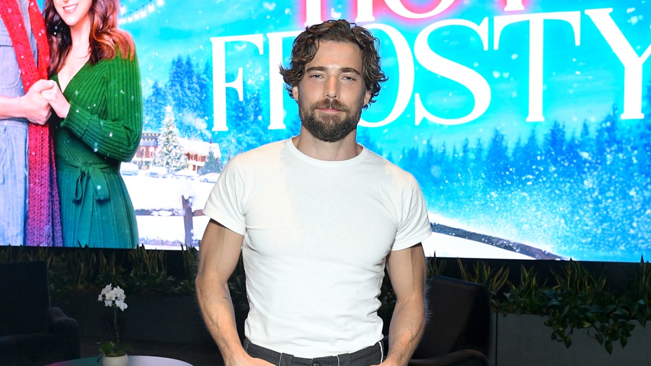 Dustin Milligan Hot Frosty Premiere