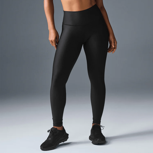 A model wearing the High-Waist Airlift Legging.