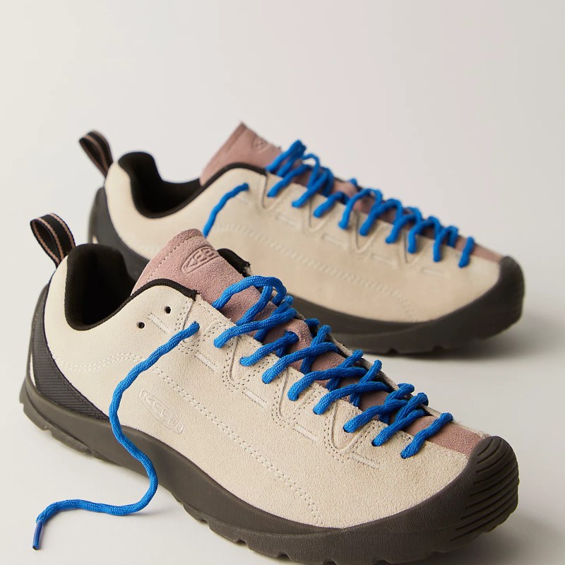 6 Sneaker Trends That Are Taking Over in 2025