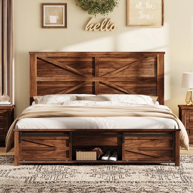 Bed Trends 2025: Western-Inspired, Jewel Tones, & Statement Pieces