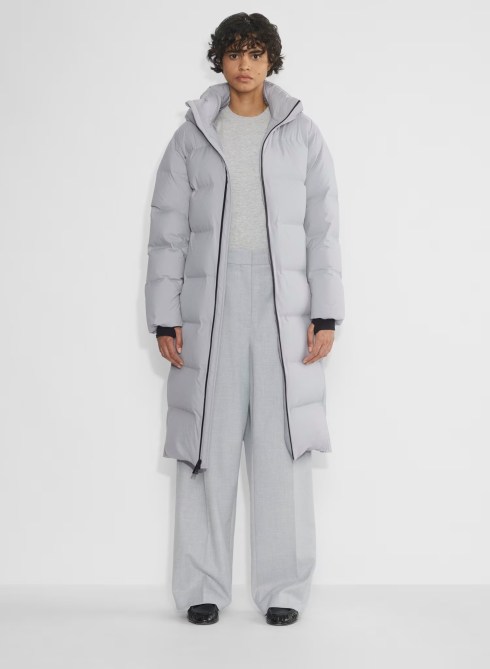 The Super Puff₂O Long Rainstop