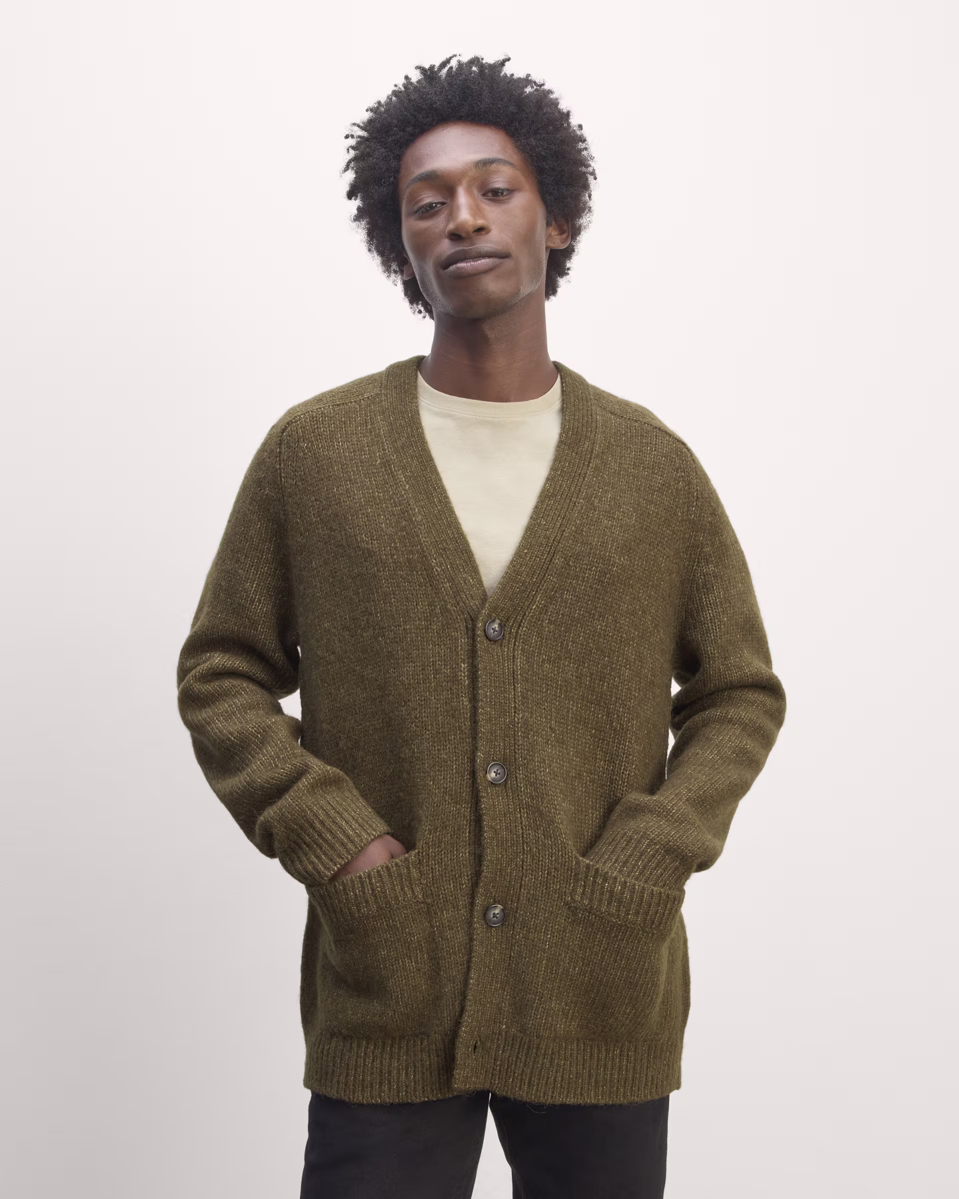 Men’s Sweater Trends 2025: Vests, Pullovers, & Cardigans