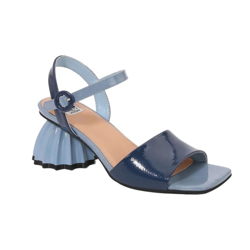 2026 Shoe Trends: The Best Boots, Sneakers, Heels, & Flats to Wear in the New Year