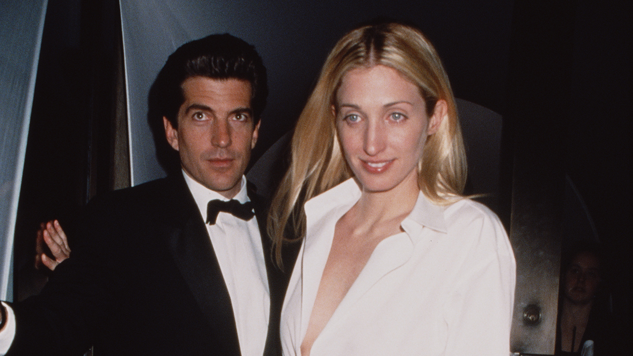 John F. Kennedy Jr. (1960 - 1999) with his wife, Carolyn Bessette-Kennedy, USA, circa 1995.
